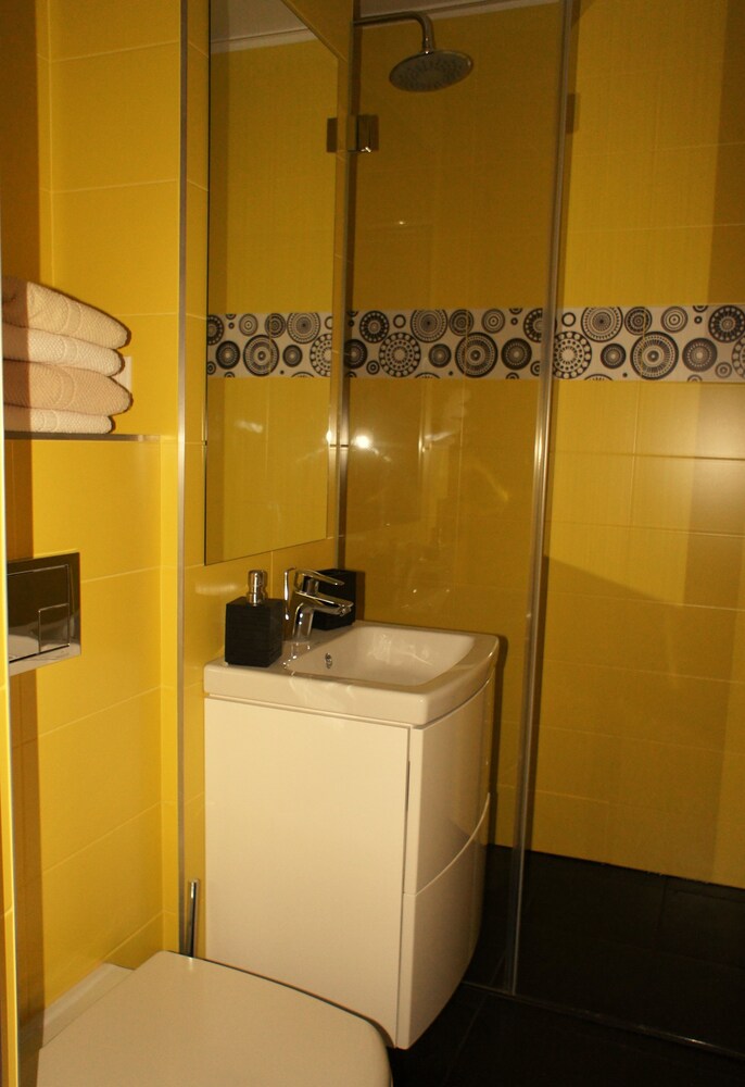 Deluxe Apartment - Bathroom