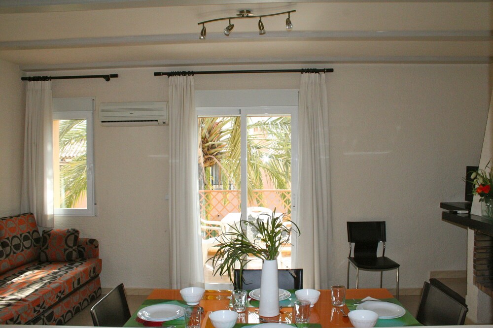 Apartment, 2 Bedrooms - Guestroom