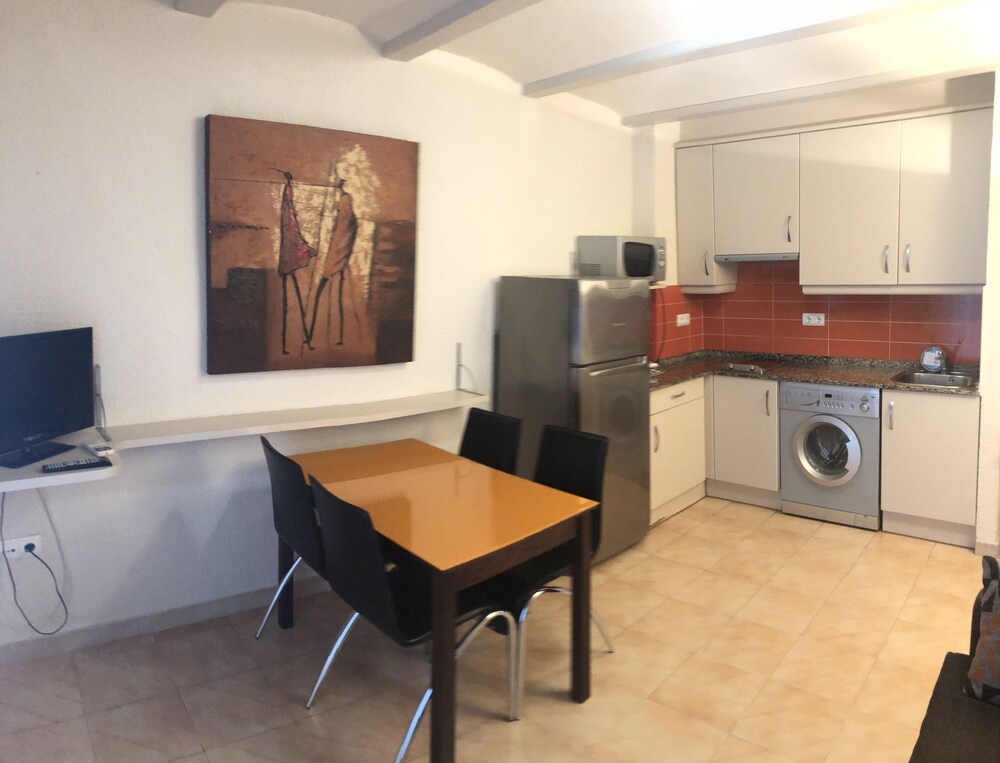 Apartment, 1 Bedroom - In-Room Kitchen