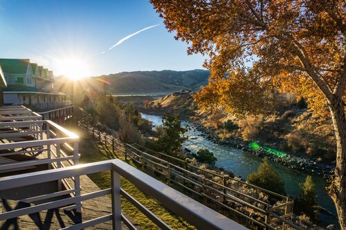 Absaroka Lodge