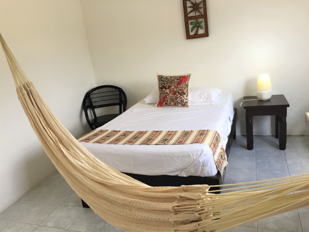 Studio - Guestroom