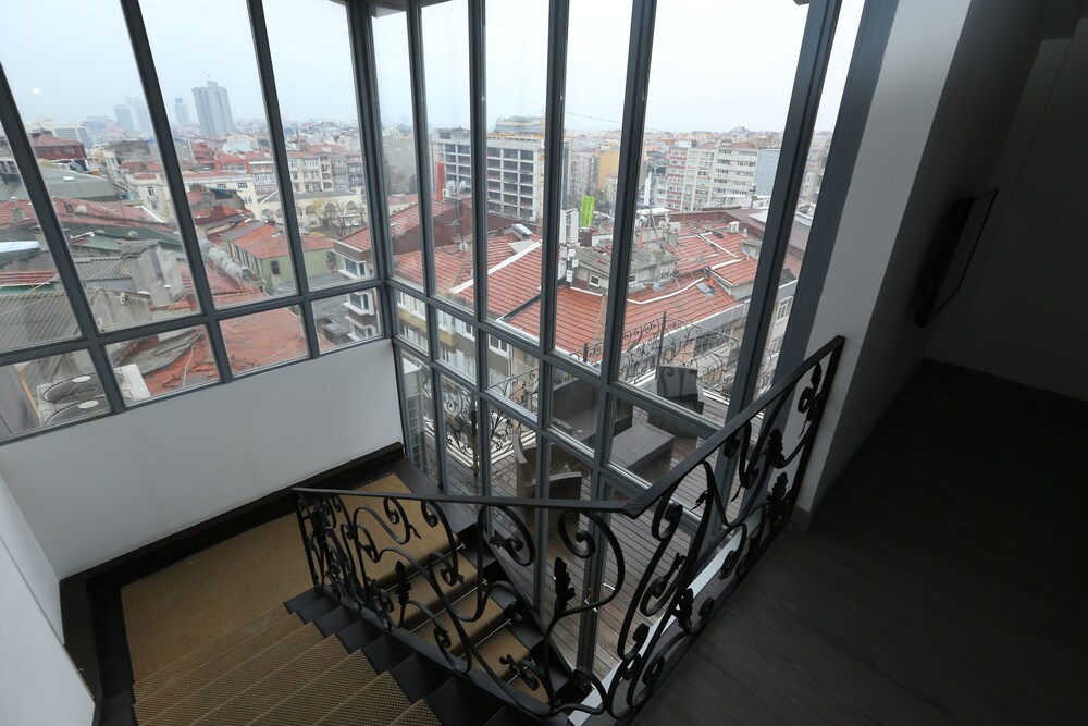 Deluxe Duplex, Kitchenette (Penthouse) - In-Room Amenity