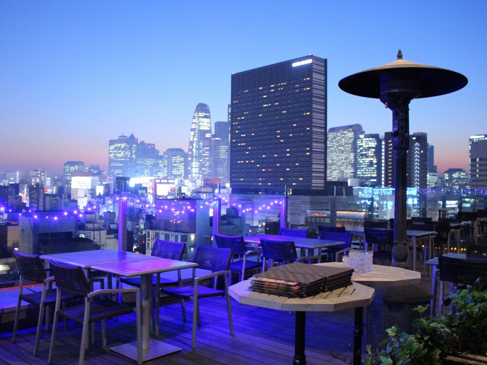 Hotel Bar