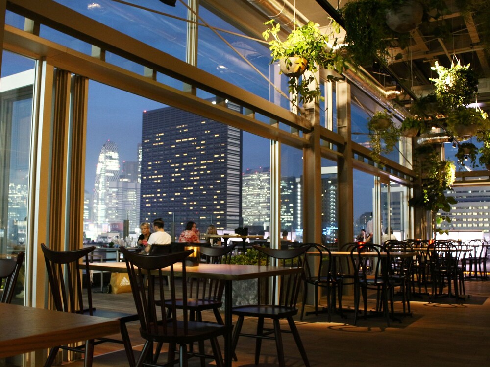 Hotel Bar