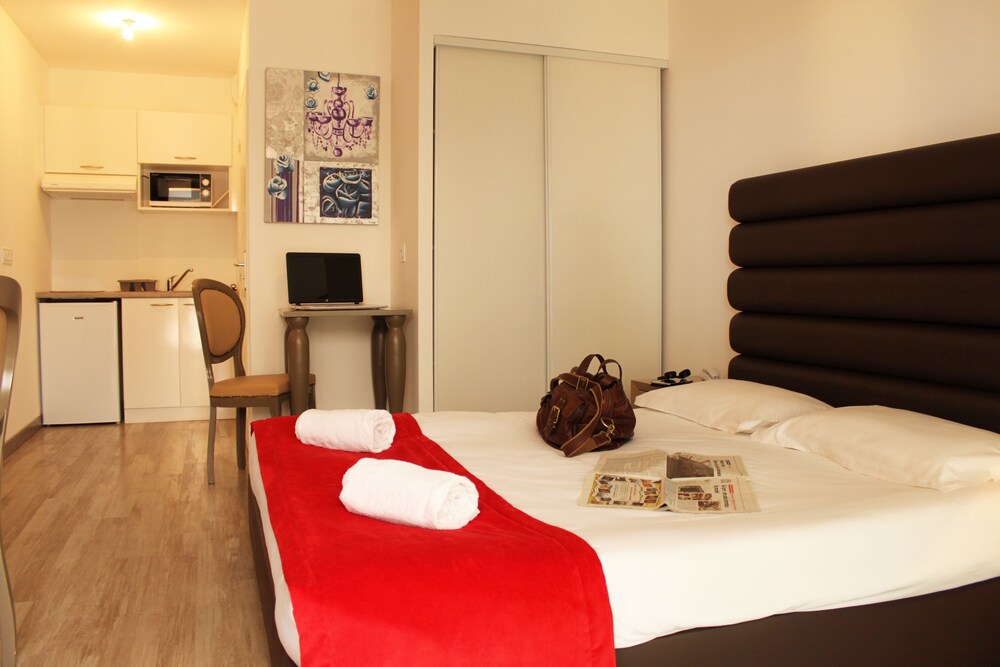 Chambre (Studio)