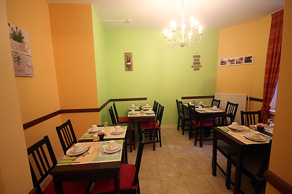 Salle de petit-déjeuner