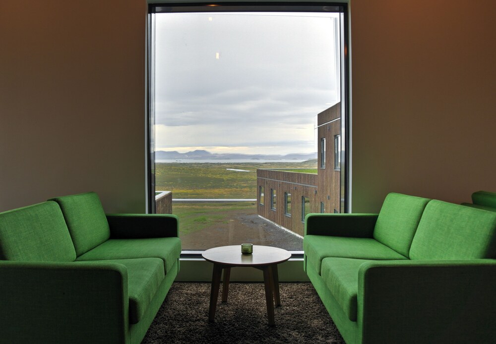 Hotel Lounge