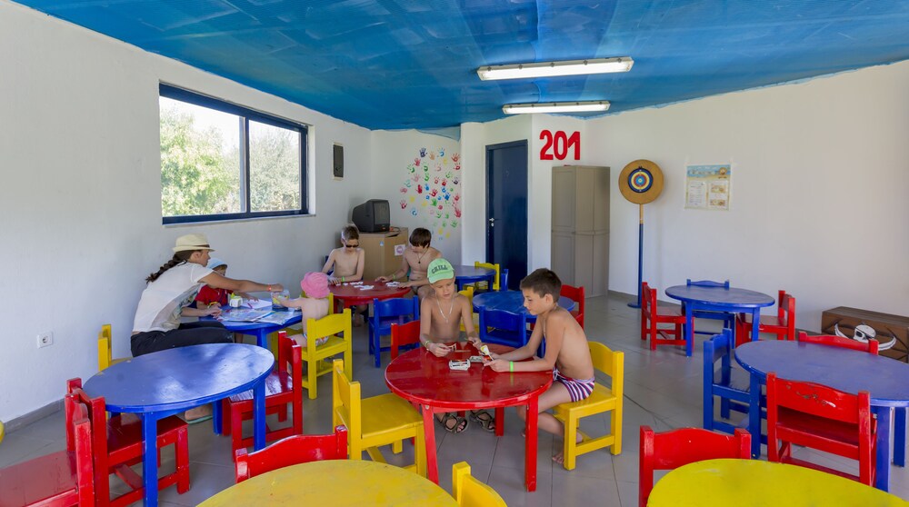 Area giochi per bambini (al coperto)