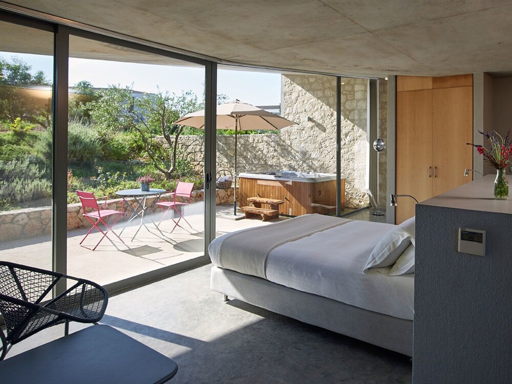 Suite - Guestroom