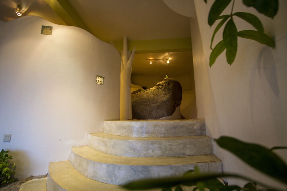 ห้องน้ำ (Design Studio Suite, 1 Bedroom, Sea View, Sea Facing (No swimming pool Access) )