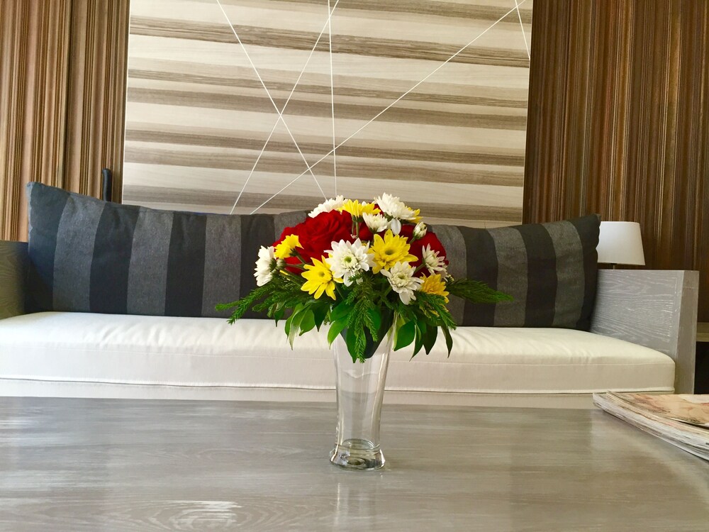 Honey Moon Spa & Suite Pool Villa - Guestroom