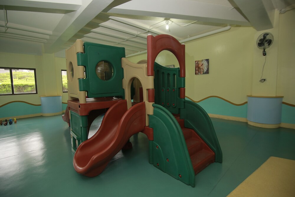 Childrens Play Area - Indoor