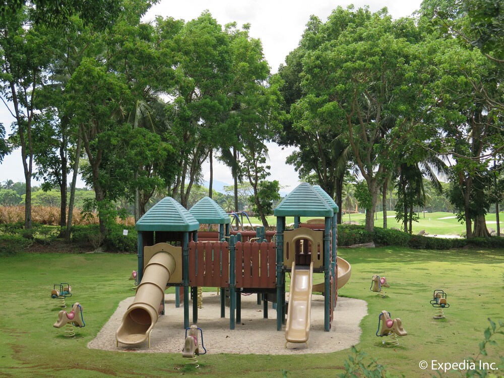 Childrens Play Area - Outdoor