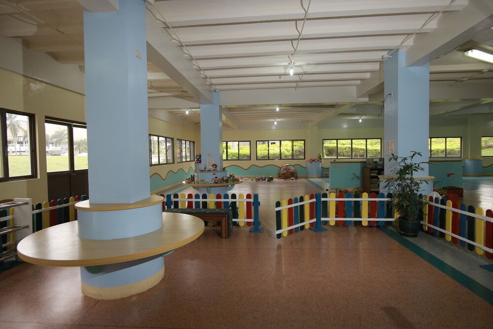 Childrens Play Area - Indoor
