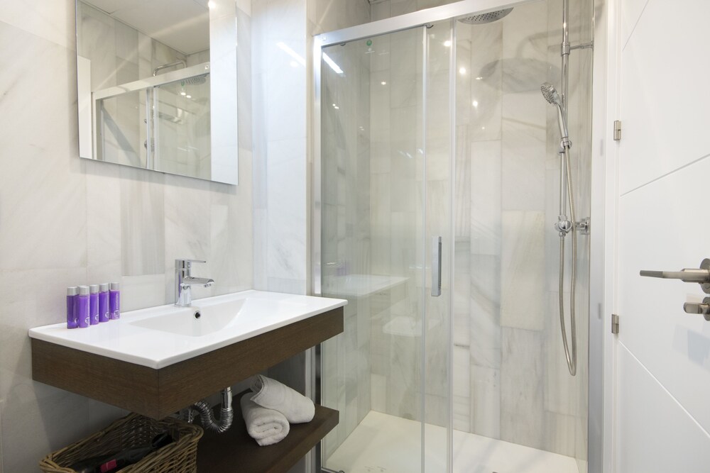 Cuarto de baño: Estudio superior