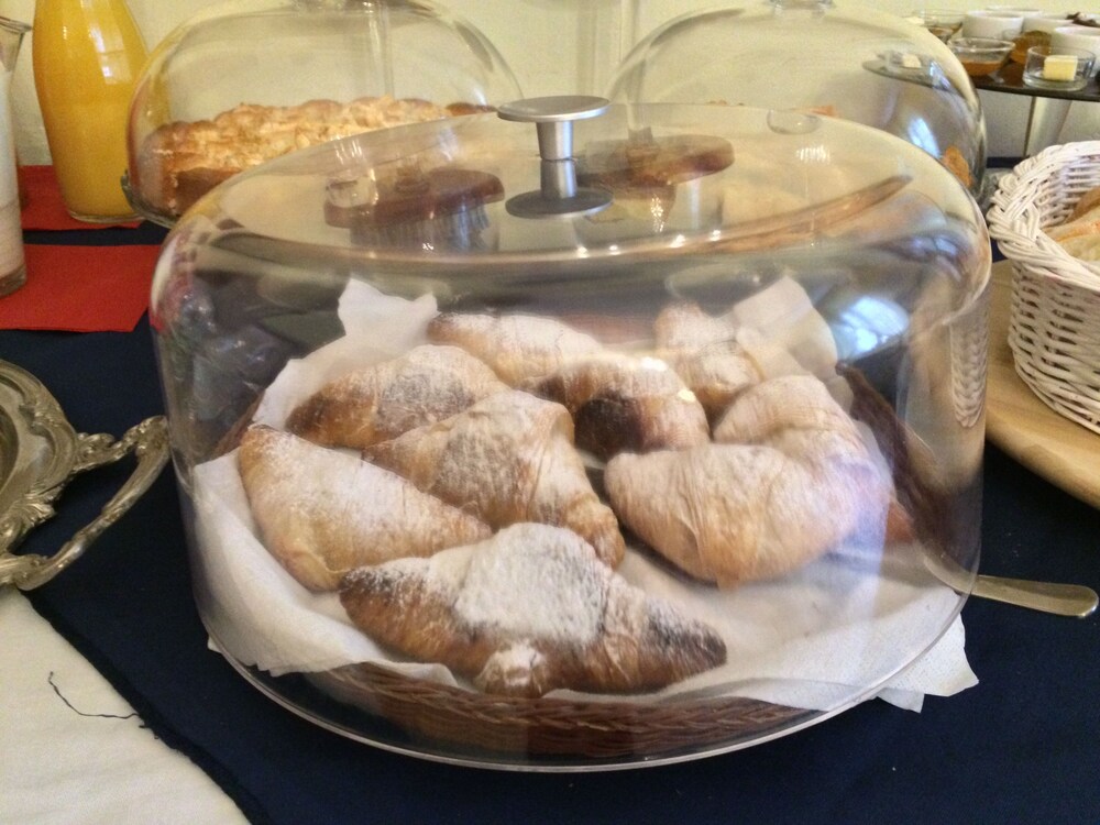 Delicatessen