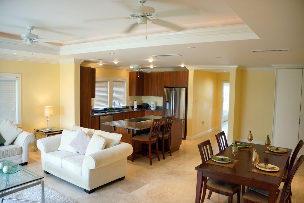 Villa, 1 Bedroom, Garden View, Ground Floor - Living Area