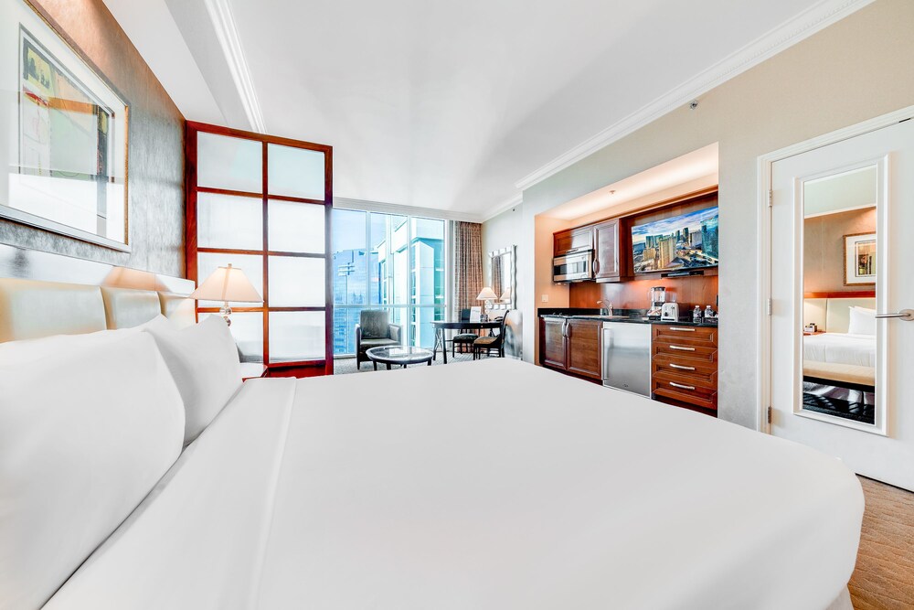 Signature Junior Suite - Private Kitchen