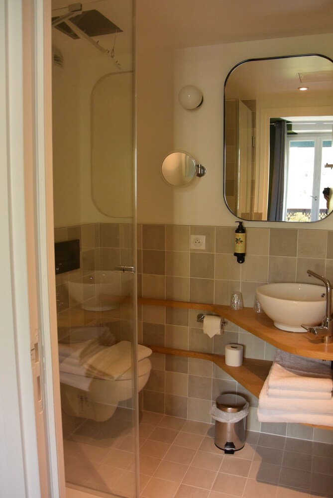 Le petit Cosy Hôtel: 2017 Room Prices, Deals & Reviews | Expedia