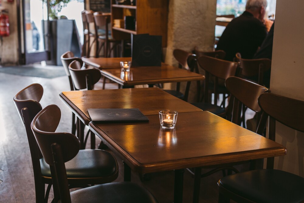 Le petit Cosy Hôtel: 2017 Room Prices, Deals & Reviews | Expedia