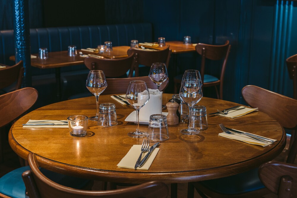 Le petit Cosy Hôtel: 2017 Room Prices, Deals & Reviews | Expedia