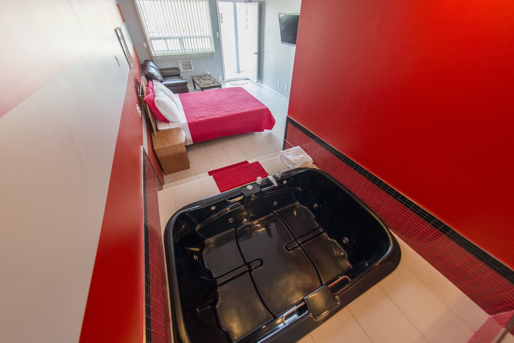 Jetted Tub