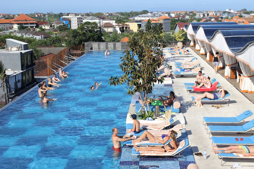 Rooftop Pool