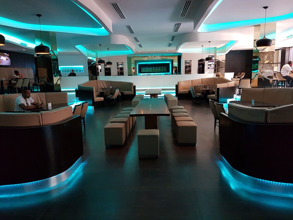 Hotel Bar