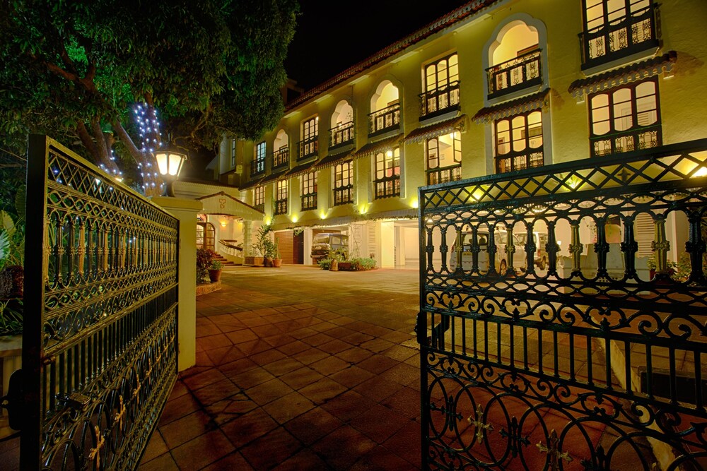 Hotel Front - Evening/Night