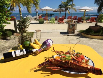 Couples Dining