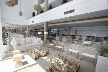 Hotel Lounge