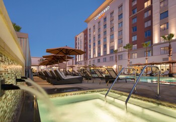 Sundeck