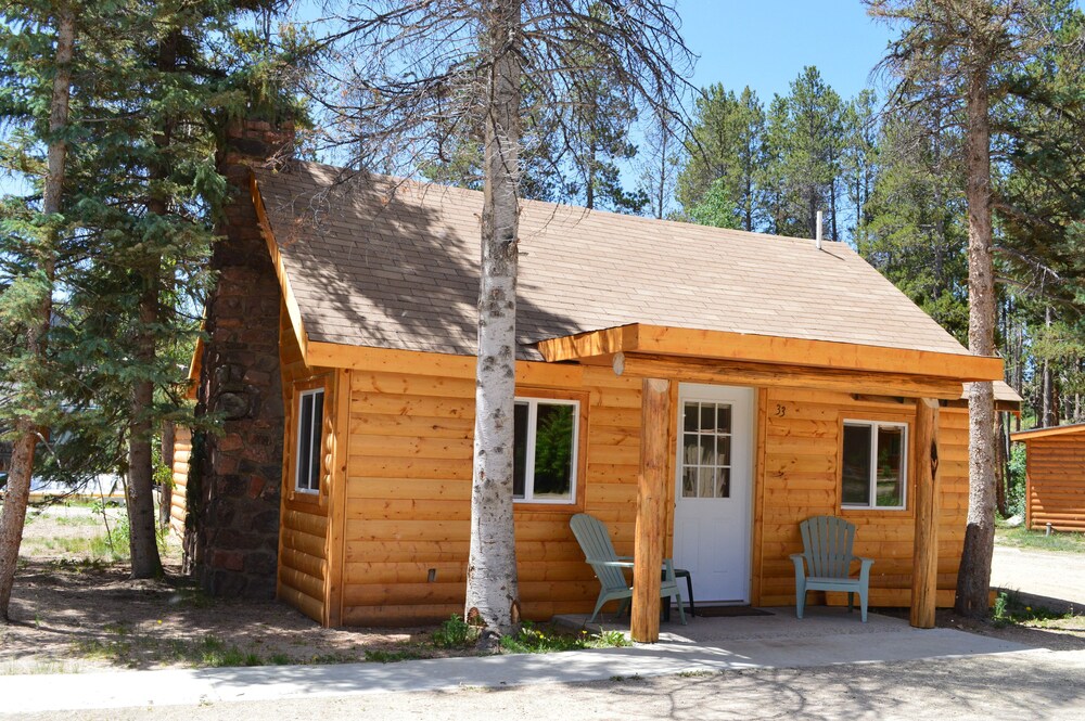 객실 (캐빈, 침실 2개 (Pine Cone Cabin))