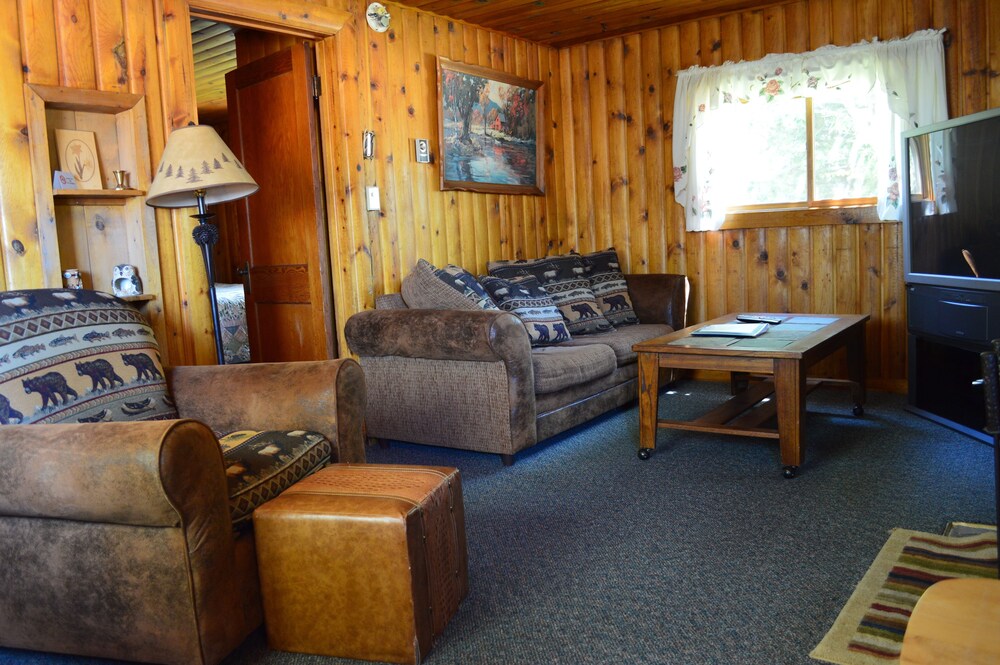 거실 (캐빈, 침실 1개 (Spruce Cabin @ Wildwood Cabins))