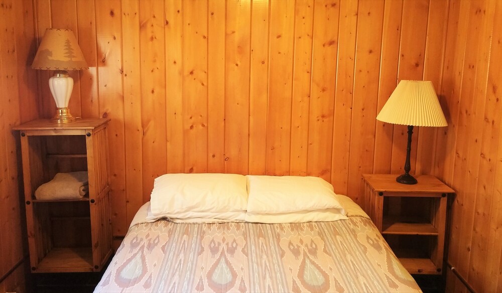 객실 (캐빈, 침실 1개 (Ponderosa Pine Cabin))