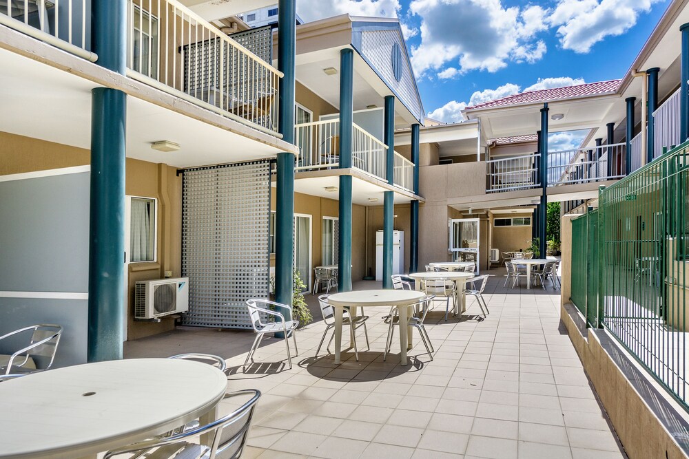 Courtyard View
