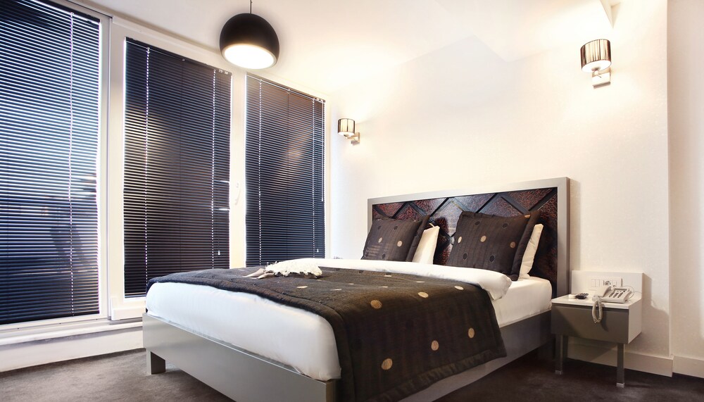 Standard Studio, 1 King Bed - Guestroom