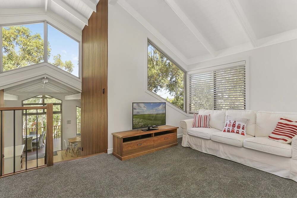 Treetop House Deluxe - Guestroom