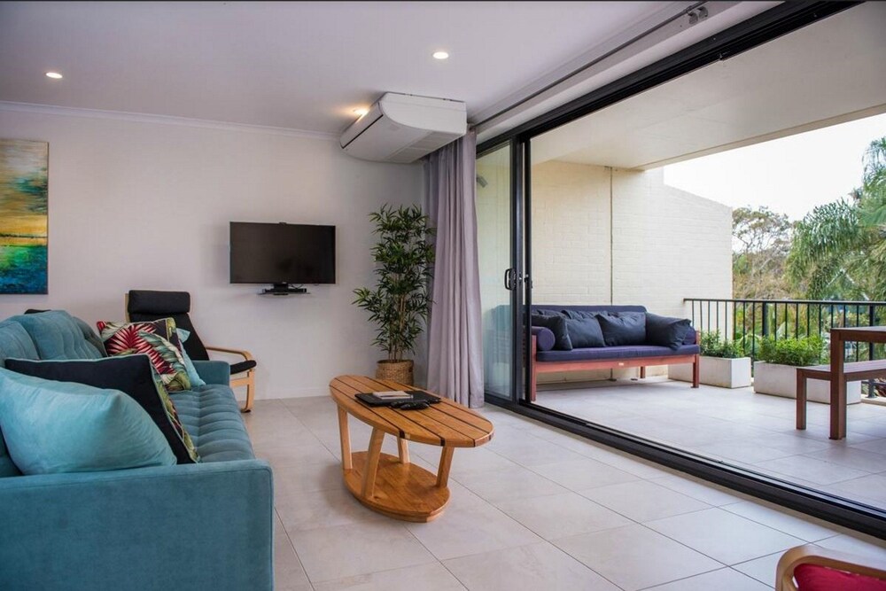 Apartment, 2 Bedrooms - Guestroom