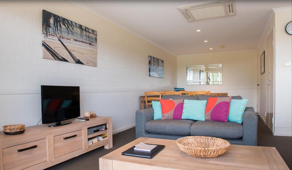 Apartment, 2 Bedrooms - Guestroom