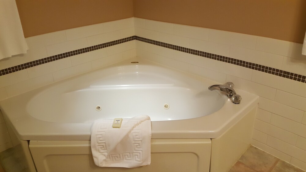 Jetted Tub