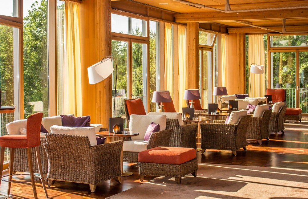Lobby-Lounge