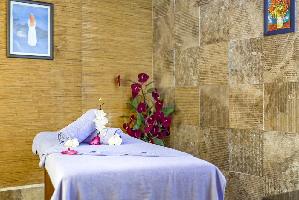 Treatment room, Royal Wings Hotel - All Inclusive