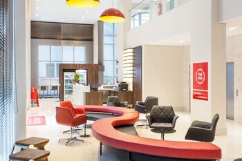 Hotel Lounge