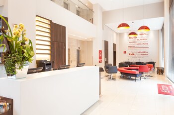 Check-in/Check-out Kiosk