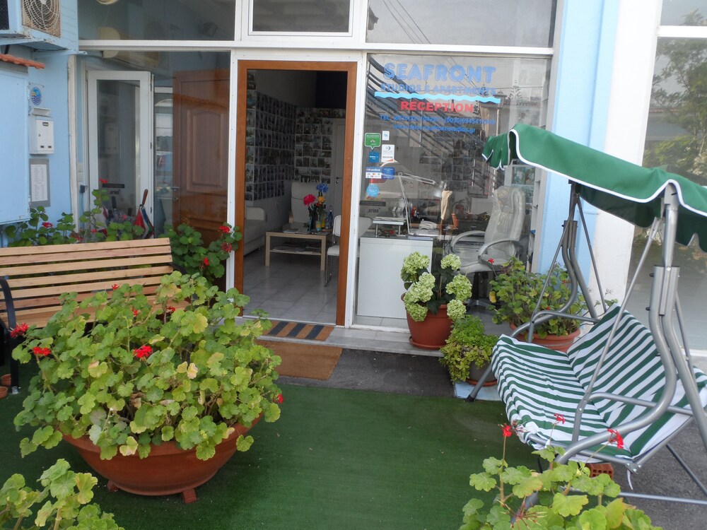 호텔 입구