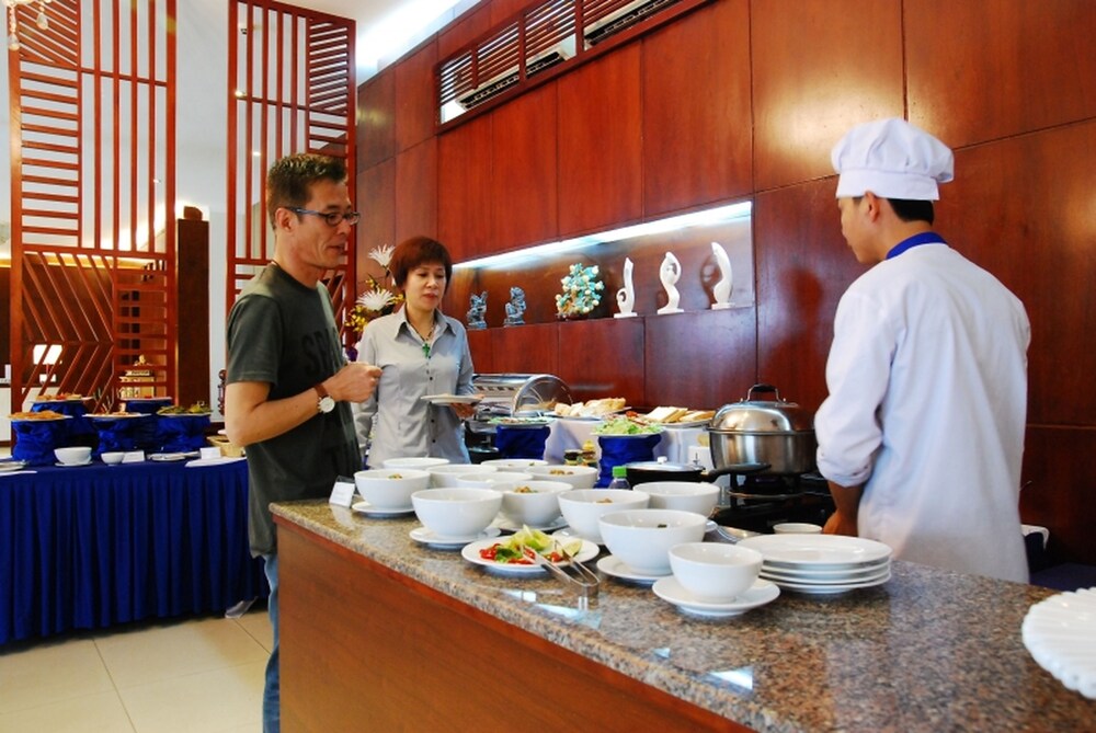 Food Court