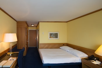 Stay at Zurich Airport