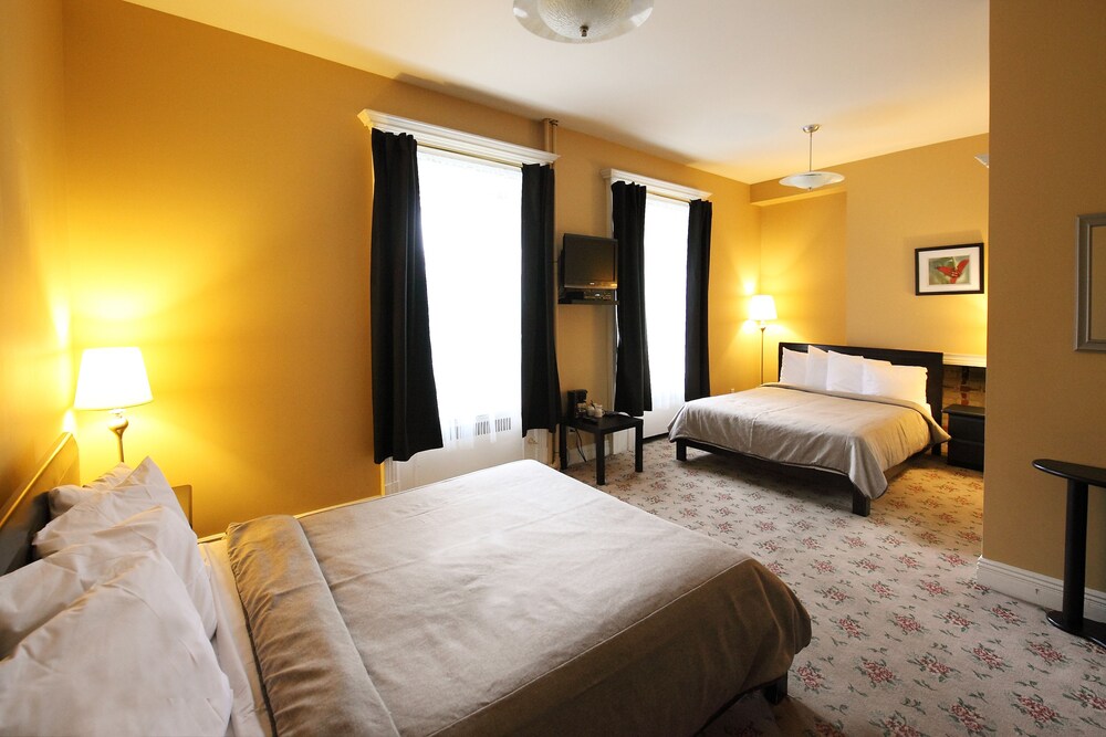 Guestroom