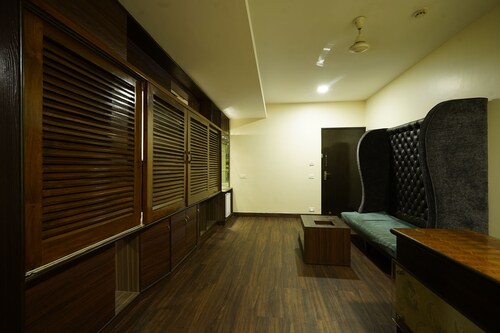 The Sapphire Comfort Hotel